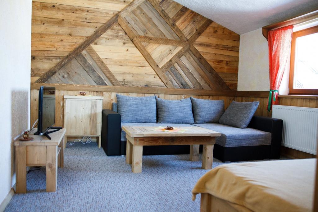 Penzion Pod Magurou Slovenská Ves Exterior foto